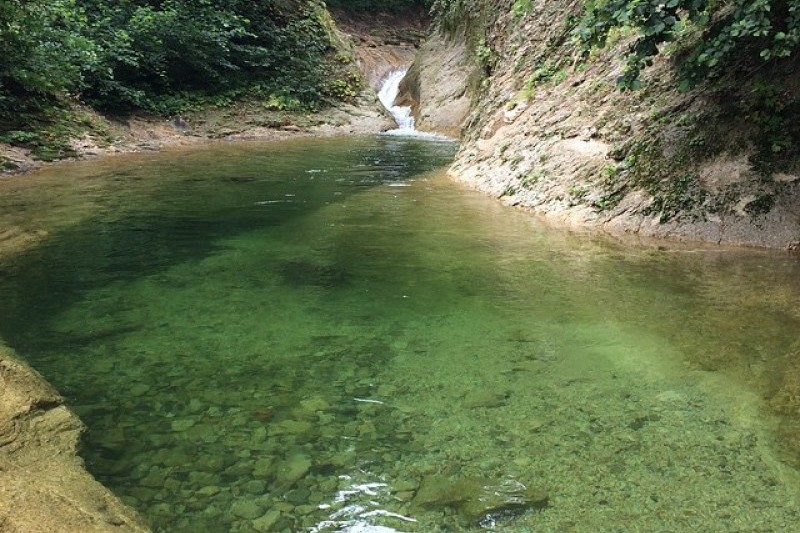 彌矢嶺溪谷