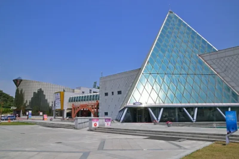 Jewel Palace