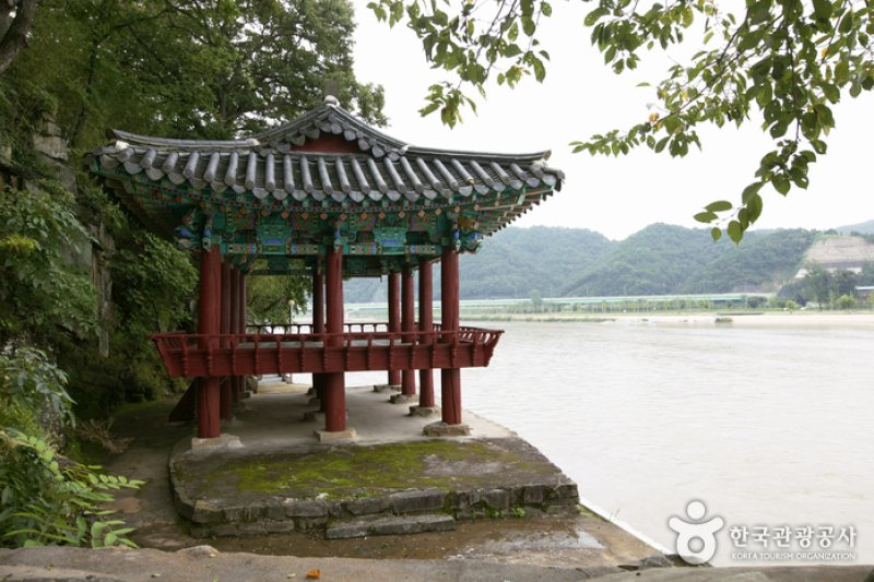 涵碧樓