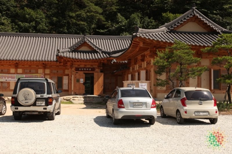 明岩山菜健康村