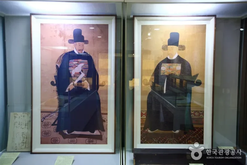 忠賢博物館(충현박물관)
