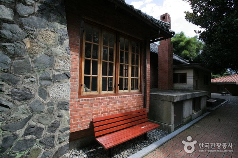 臨時首都紀念館(임시수도기념관)