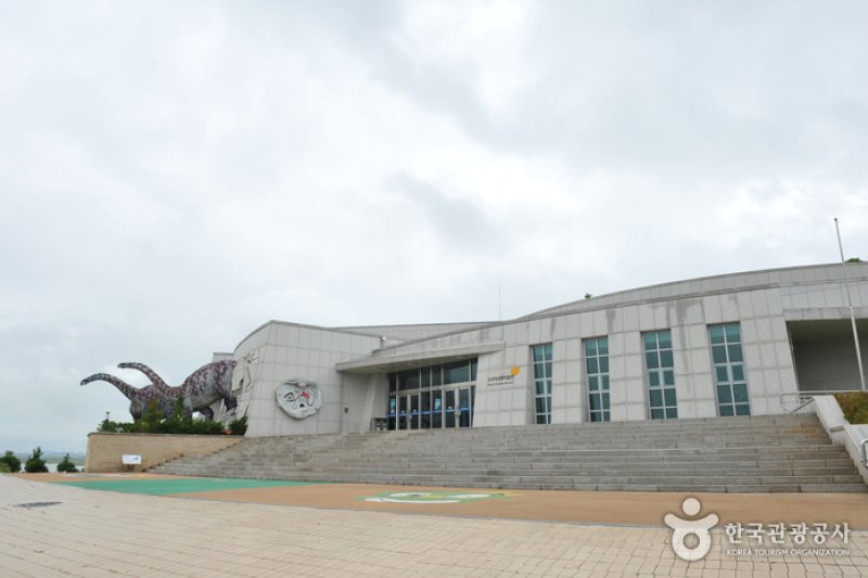 牛項里恐龍化石自然史遺址 (5/16)