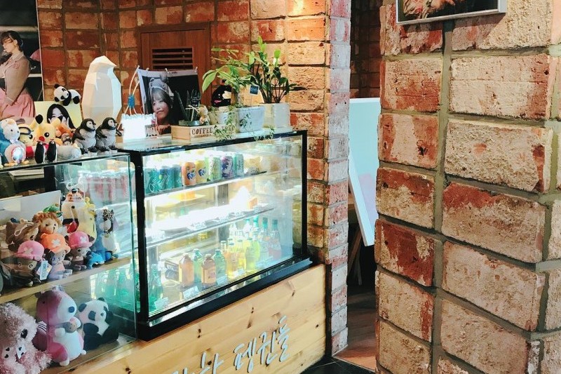 S&amp;Penguins cafe