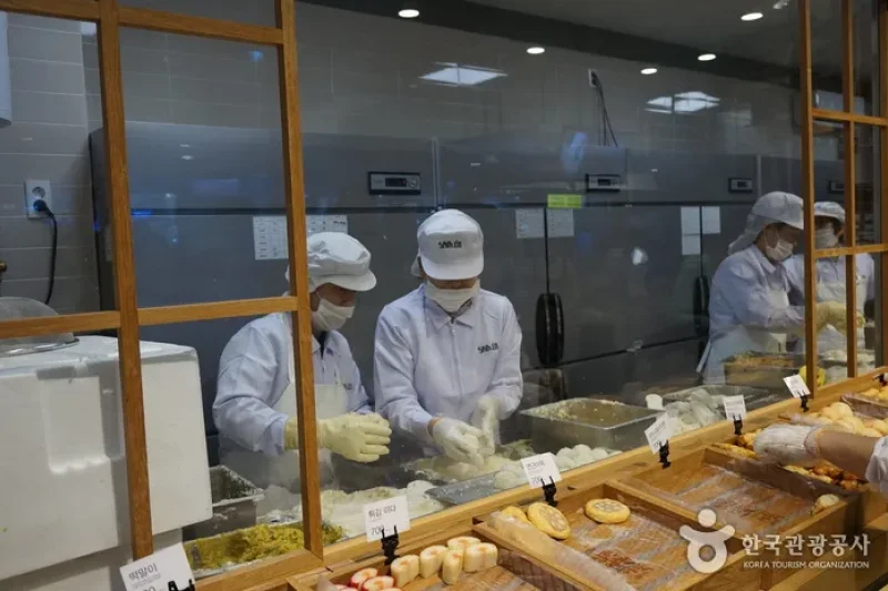 三進魚糕體驗歷史館【釜山魚糕展示館】 (2/8)