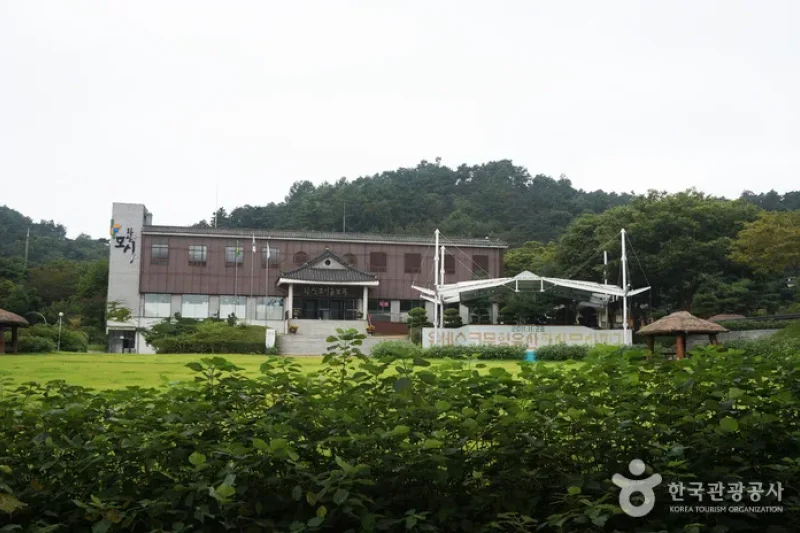 韓山苎麻館 <br /> (24/25)