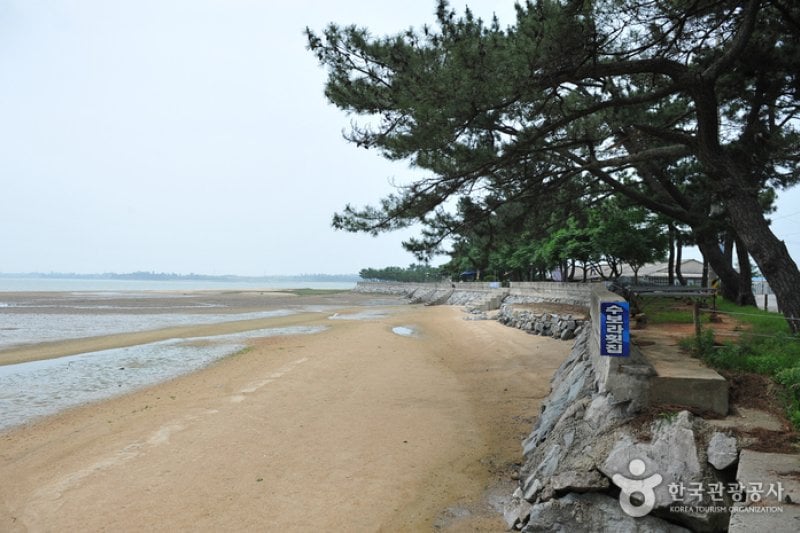 鋸頭海水浴場 (4/6)
