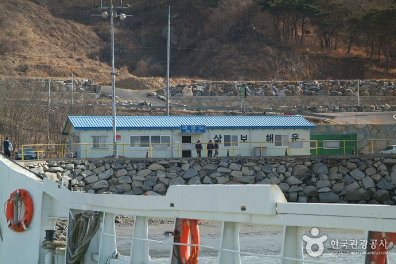 席毛島