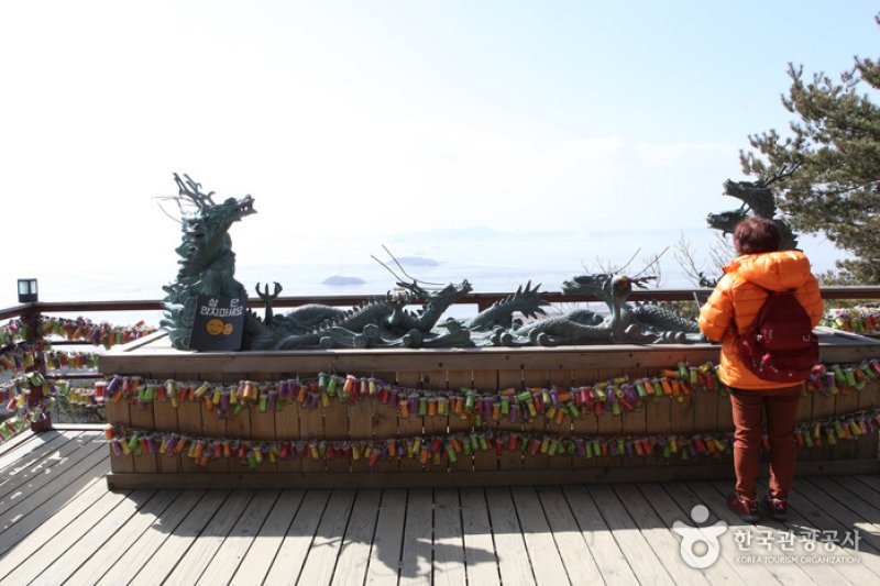 席毛島