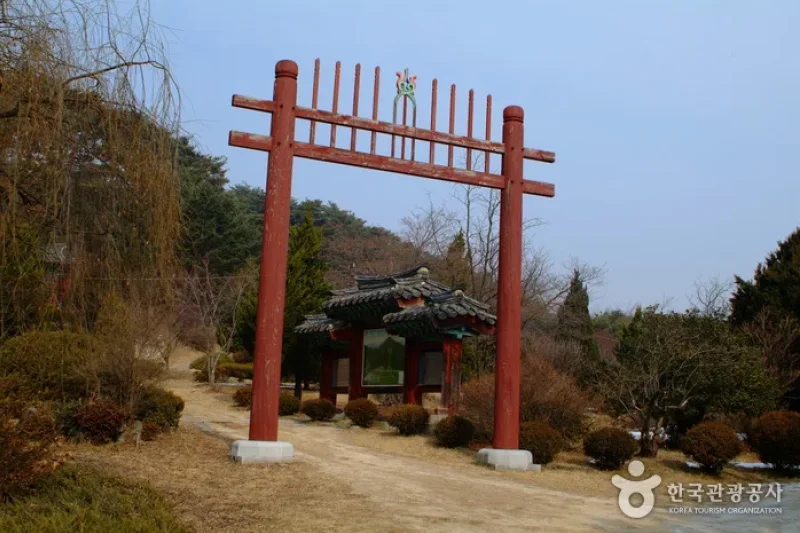 申壯節公墓域 (4/8)