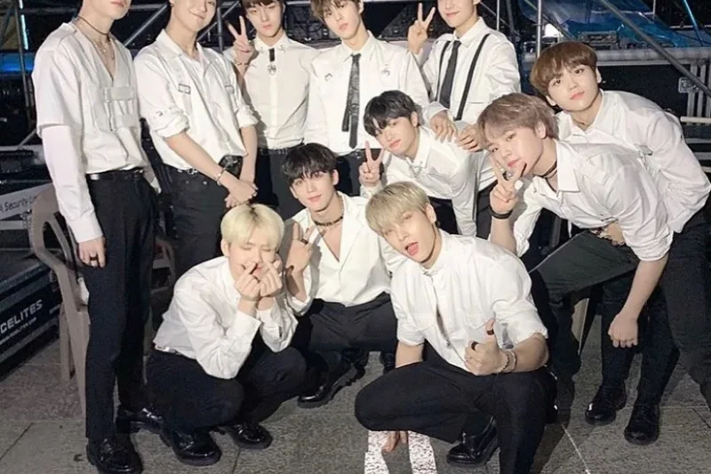 Naver 2019 VLIVE AWARDS'V HEARTBEAT Ground Standing ticket + Airport Railroad Express (AREX)