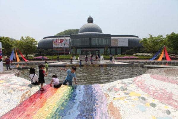 廣州昆池岩陶瓷公園