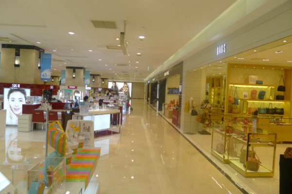 新世界百貨公司馬山店