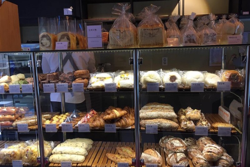 BOULANGERIE 11-17