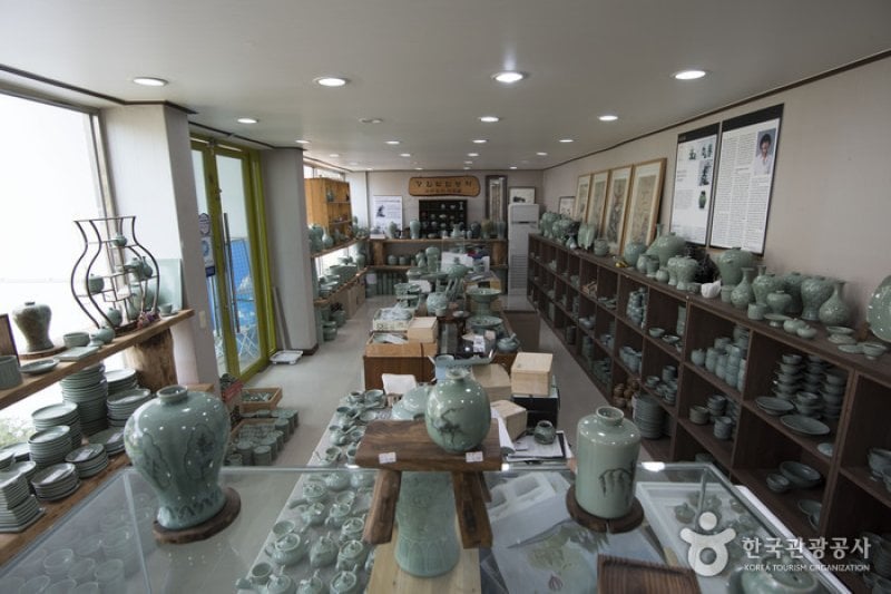 康津耽津青瓷[韓國觀光品質認證/Korea Quality]강진탐진청자 [한국관광 품질인증/Korea Quality]