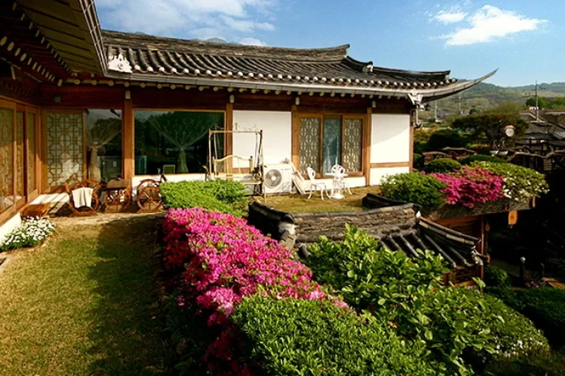 韓屋村黃土渡假民宿[韓國觀光品質認證/Korea Quality]한옥마을 황토펜션[한국관광 품질인증/Korea Quality]