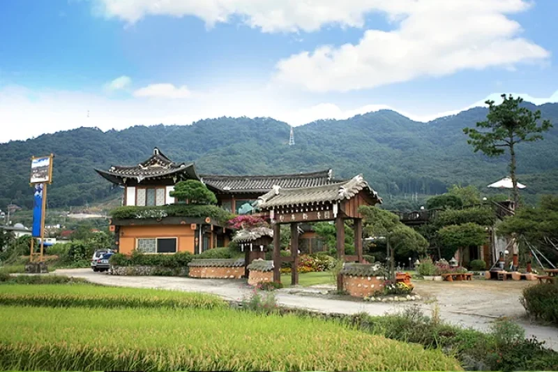 韓屋村黃土渡假民宿[韓國觀光品質認證/Korea Quality]한옥마을 황토펜션[한국관광 품질인증/Korea Quality]
