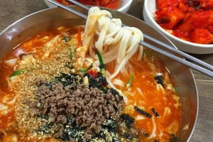 Hyeondae Jangkalguksu 魯巌