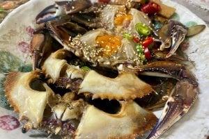 草堂路浪漫鮮辣生蟹