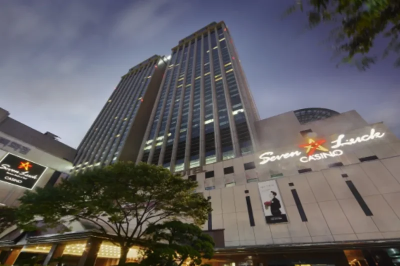 七樂娛樂場 樂天釜山店  SEVEN LUCK CASINO Busan Lotte