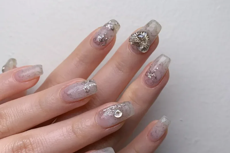 Nail Kimlee：弘大美甲與睫毛燙 – 潮流韓國美容沙龍
