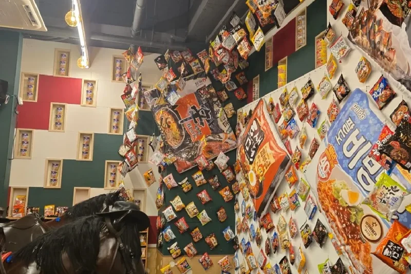K-Ramyeon Studio (4/13)